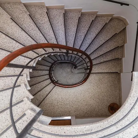 Bed & Bike Alojamento de Acomodação e Pequeno-almoço 4*