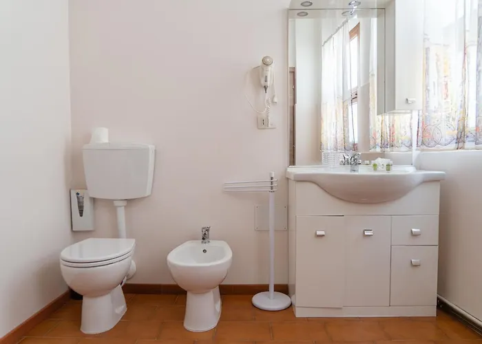 Bed & Bike Alojamento de Acomodação e Pequeno-almoço Ferrara