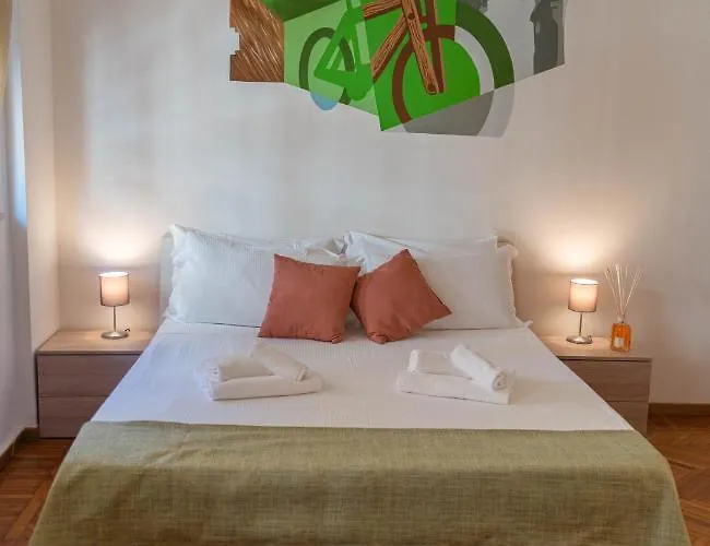 Bed & Bike 4*